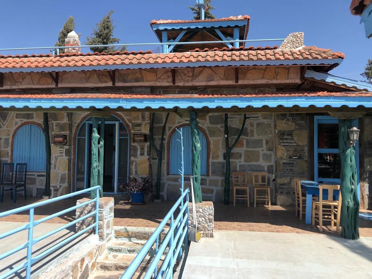 Nocleg ze śniadaniem Ertugrulun Tas Konaklari Bed and Breakfast Muğla